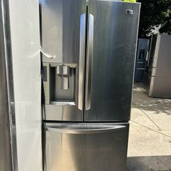 LG FRENCH DOOR REFRIGERATOR  DELIVERY AVAILABLE FOR SMALL FEE 🚛