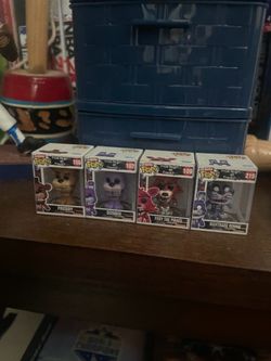 Fnaf five night at Freddy’s Funkos bitty pop