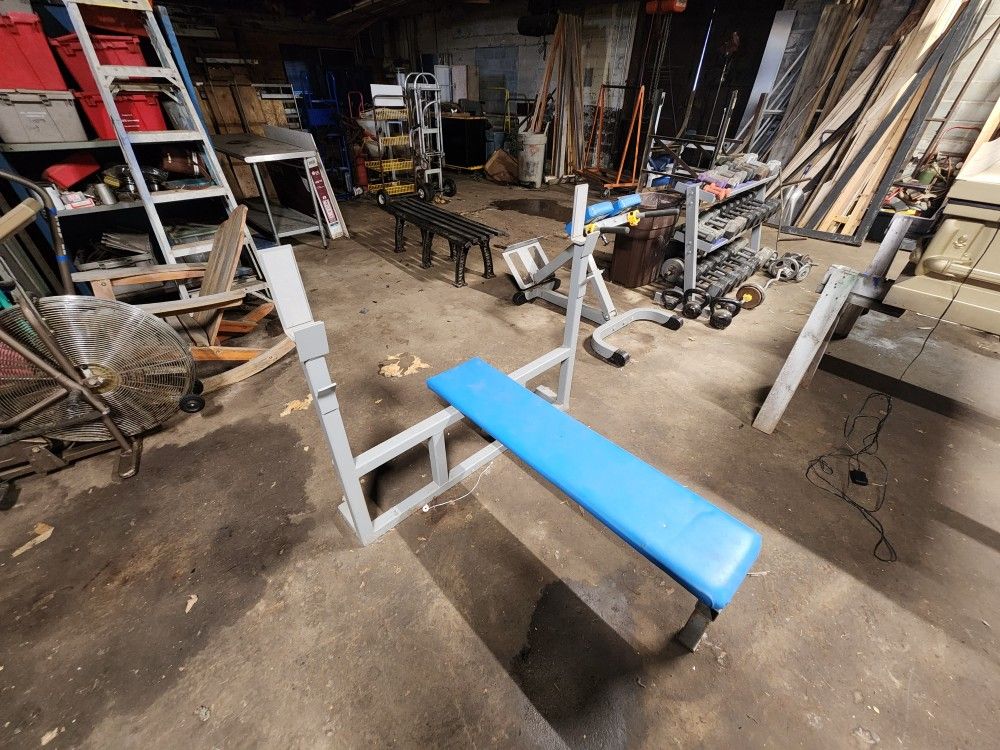 Flat Bench