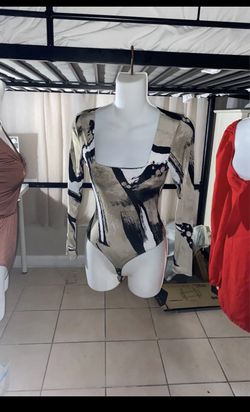 Bundle Women Clothes - Bodysuits And Dress