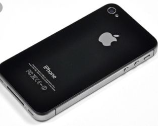 iPhone 4s black & iPhone 5 white