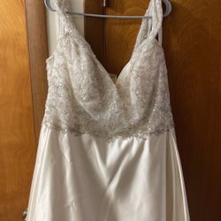 Wedding Dress Size 24w