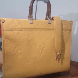 Beautiful Tote 👜 Bag