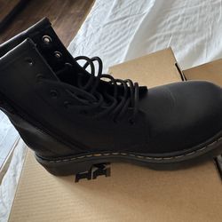black Dr martens boots size 1