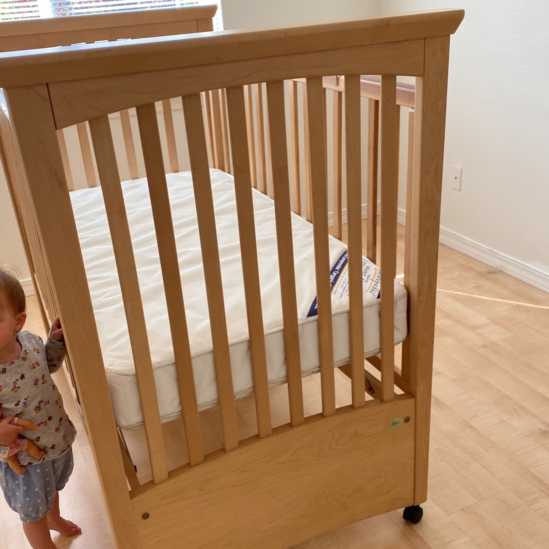 Ragazzi crib hotsell