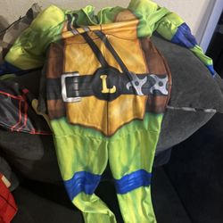 free halloween costumes