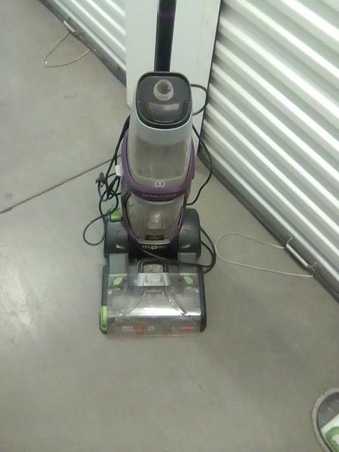 Bissell Revolution Carpet Cleaner