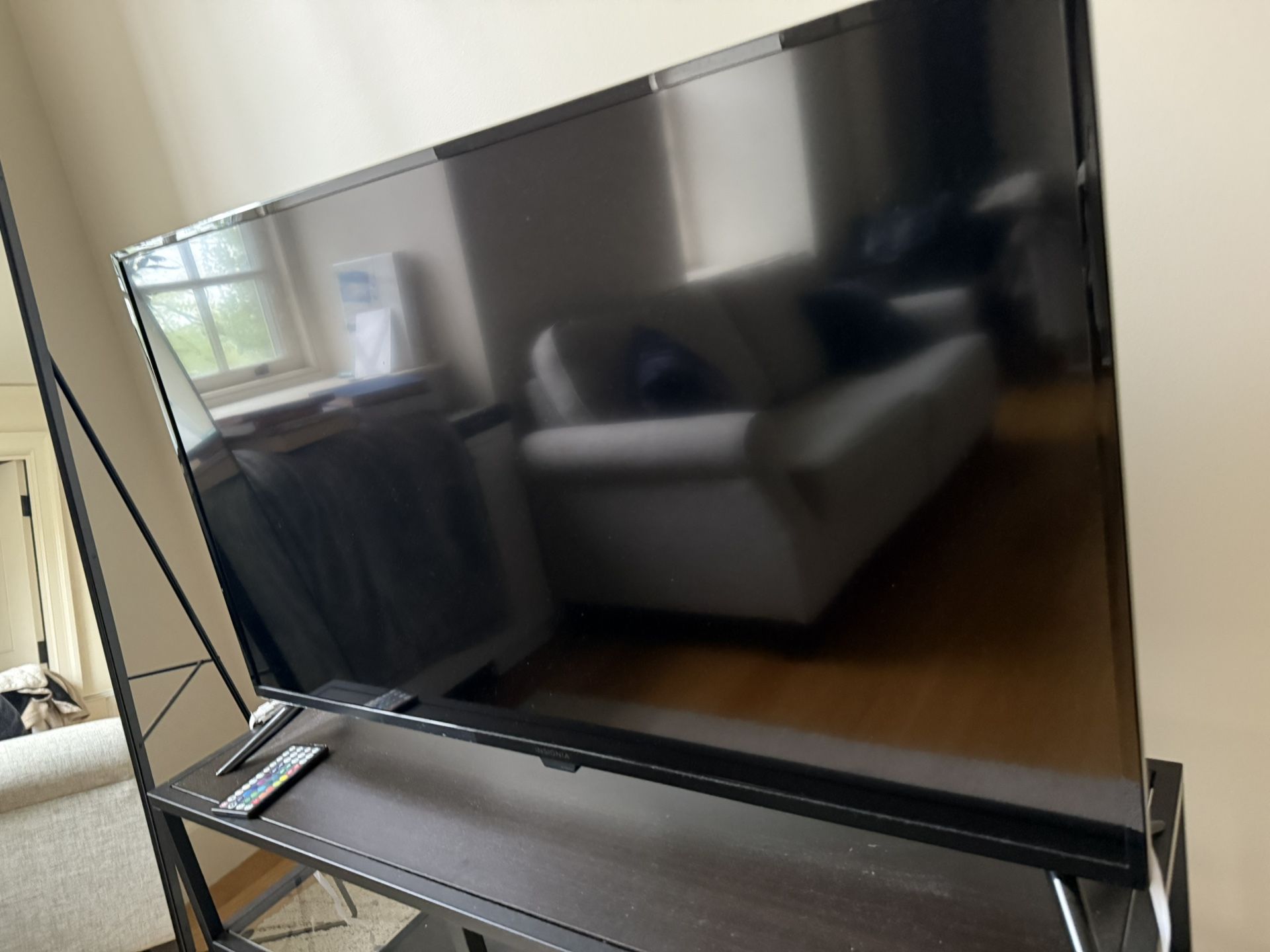 smart TV (42”)