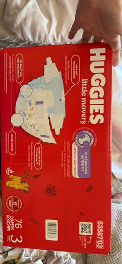 Huggies 76 diapers Size 3