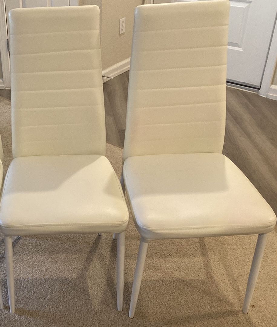 White Chairs/ 2 Chairs/ Chairs/ Dining Chairs