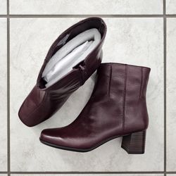 BRAND NEW Size 7W Women's Nine West NW7PrettyLaw Dark Red Leather Upper Boots