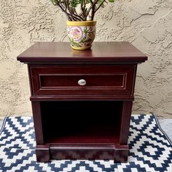 Dark Mahogany Real Wood Nightstand 