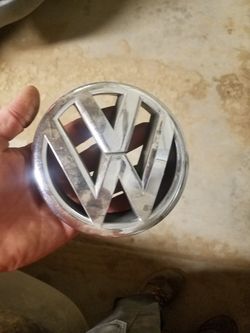 Vw grill emblem