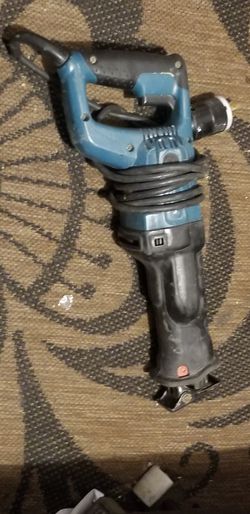 Makita grinder