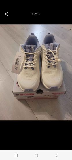 Khombu Women's sneakers SIZE 9