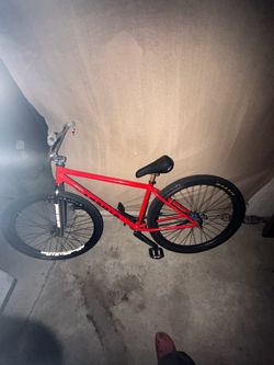 Street co