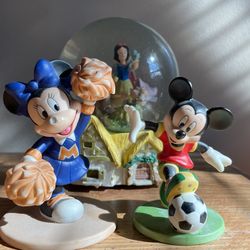 Mickey , Minnie , Snow White