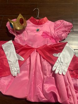 Princess Peach Halloween Costume