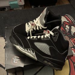 Jordan 5 Black Metallic Reimagined Sz 8.5