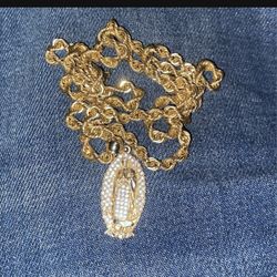 10k Gold Chain with Pendant 