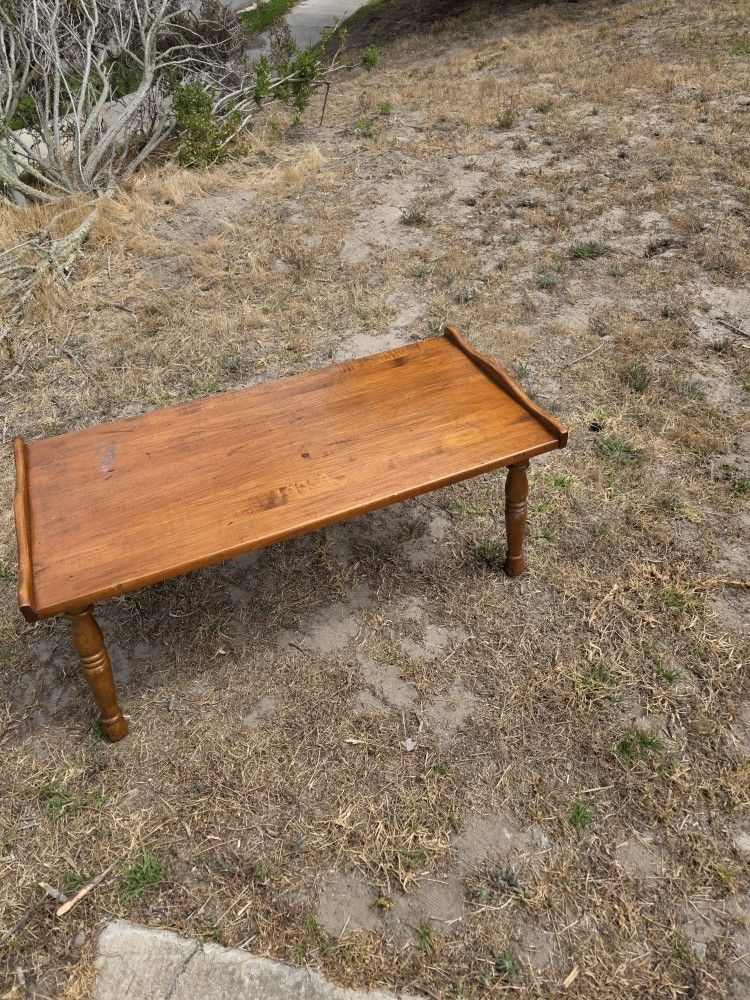 Portable Coffee Table, With Removable Legs. L 36", W18", H 15"