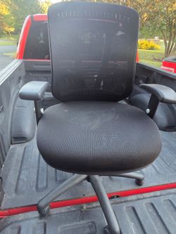 Uline Office Chair