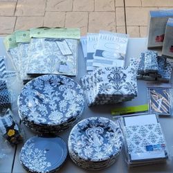 HUGE LOT BRAND NEW PARTY SUPPLIES!!