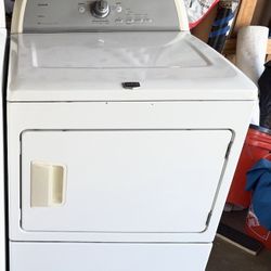 MAYTAG BRAVOS GAS DRYER - WORKS GREAT 