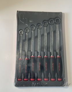 7 pc 12-Point Metric Flank Drive® Soft Grip Box Wrench Set (16-24 mm) (Red)