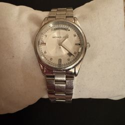 Michael Kors Colette Silver Tone Women’s Watch