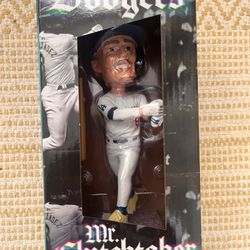 Kike Hernandez Dodgers Bobblehead (2025)