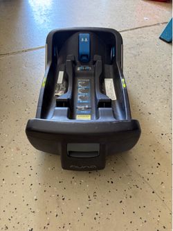 Nuna Pipa Lite Car seat base
