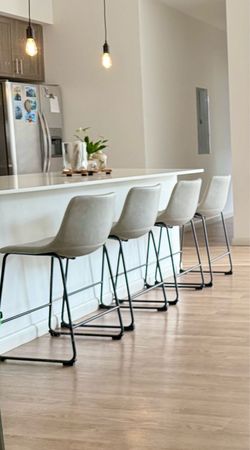 4 dinning chairs