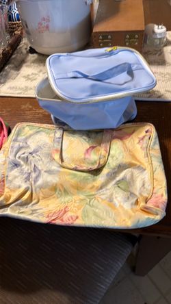 3 makeup travel bags