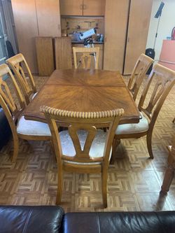 Dining set