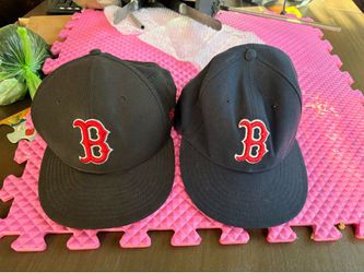 2 Red Sox Hats New Era 7 1/2