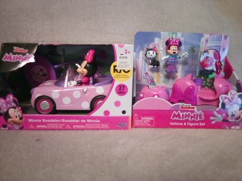 Minnie Mouse Vehicle Figure Set & Roadster