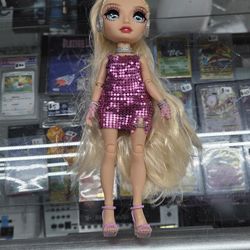Rainbow High Premium Edition Paris Hilton Collector Doll