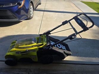 Electric lawnmower