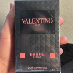 Valentino Uomo Born in Roma Intense EDP 