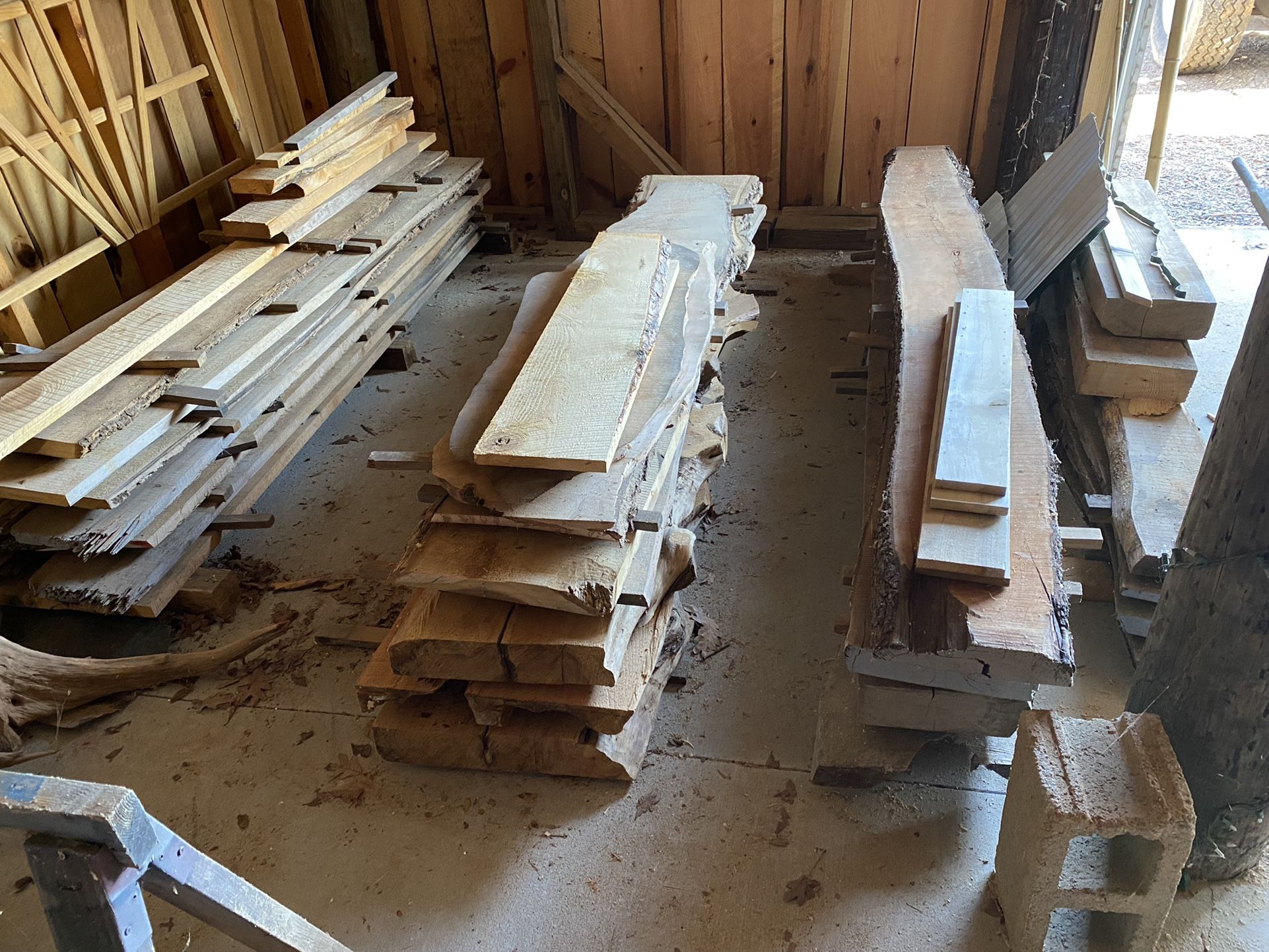 Slabs Rainbow Poplar, Hickory, Maple, Cherry, Pine, Poplar