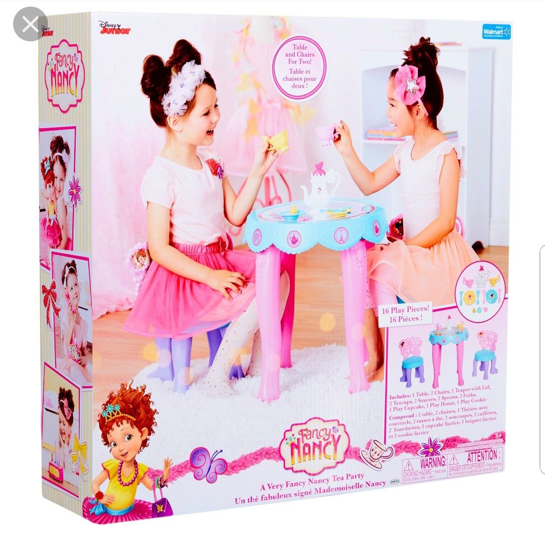 Fancy Nancy Tea Party Set