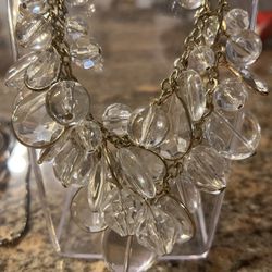 NECKLACE LUCITE BIG BEADS STATEMENT ADJUSTS TO DIFFERENT LENGTHS 