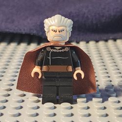 SW0224 Count Dooku - Light Bluish Gray Swept Back Hair, Reddish Brown Cape, Large Eyes
