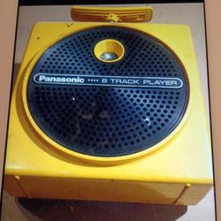 VINTAGE PANASONIC.  8 TRACK PLAYER