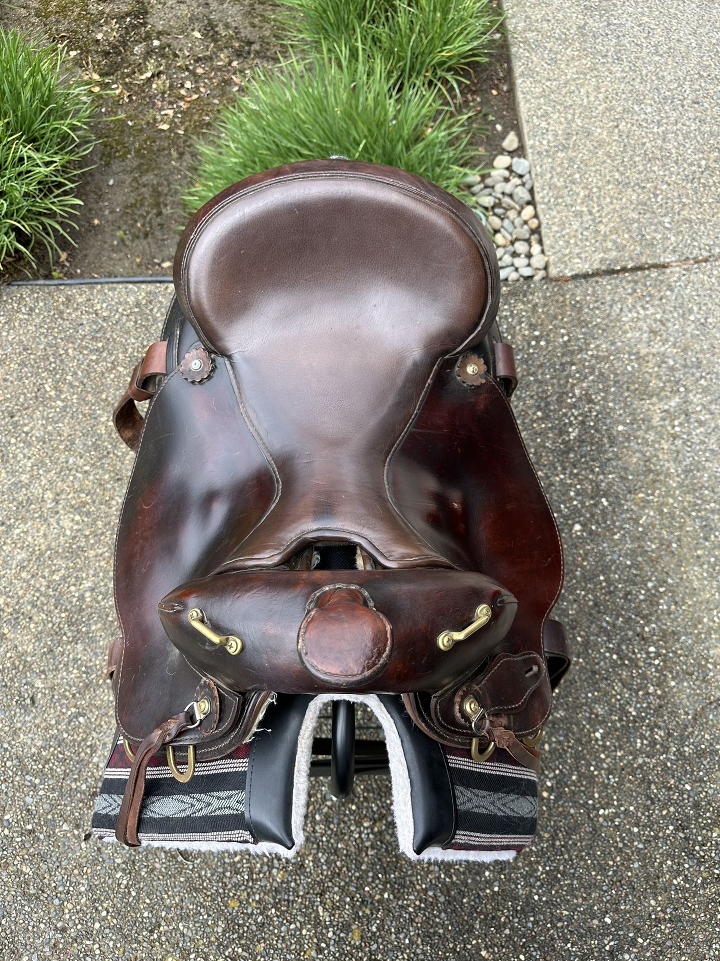Hereford Tex Tan of Yoakum trail saddle