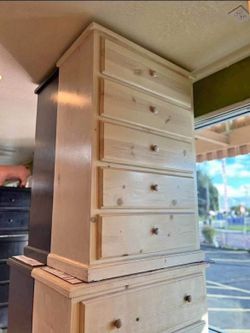 Five drawers dresser