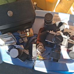 Vintage Cameras, Yashica Pentamatic, Pentax K1000  4LENSES