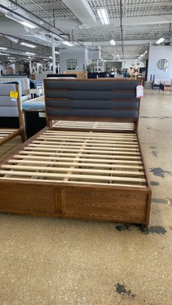 Baxton Studio Elin dark grey Queen platform bed
