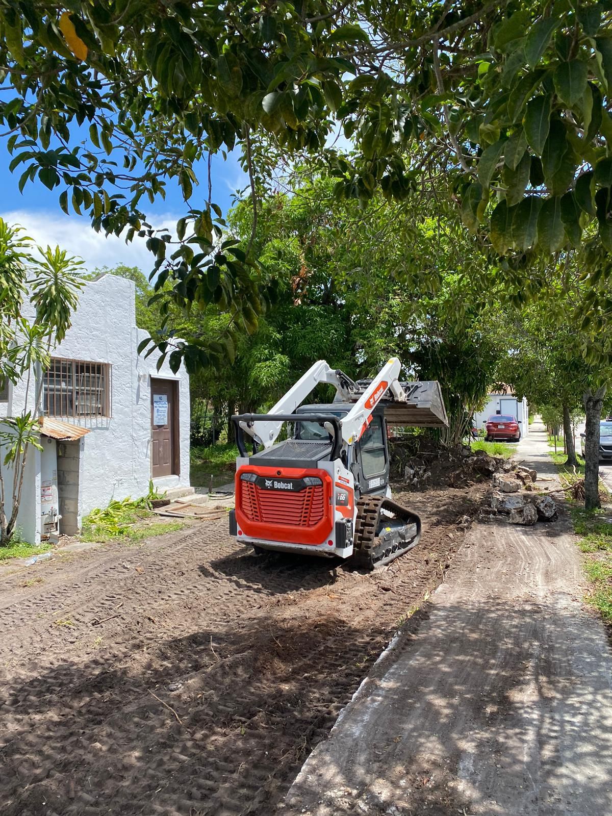 RENT BOBCAT 